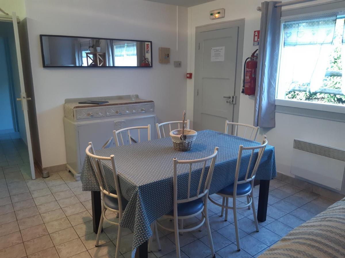 Gite La Taniere Le Jersey Moidrey Exterior photo